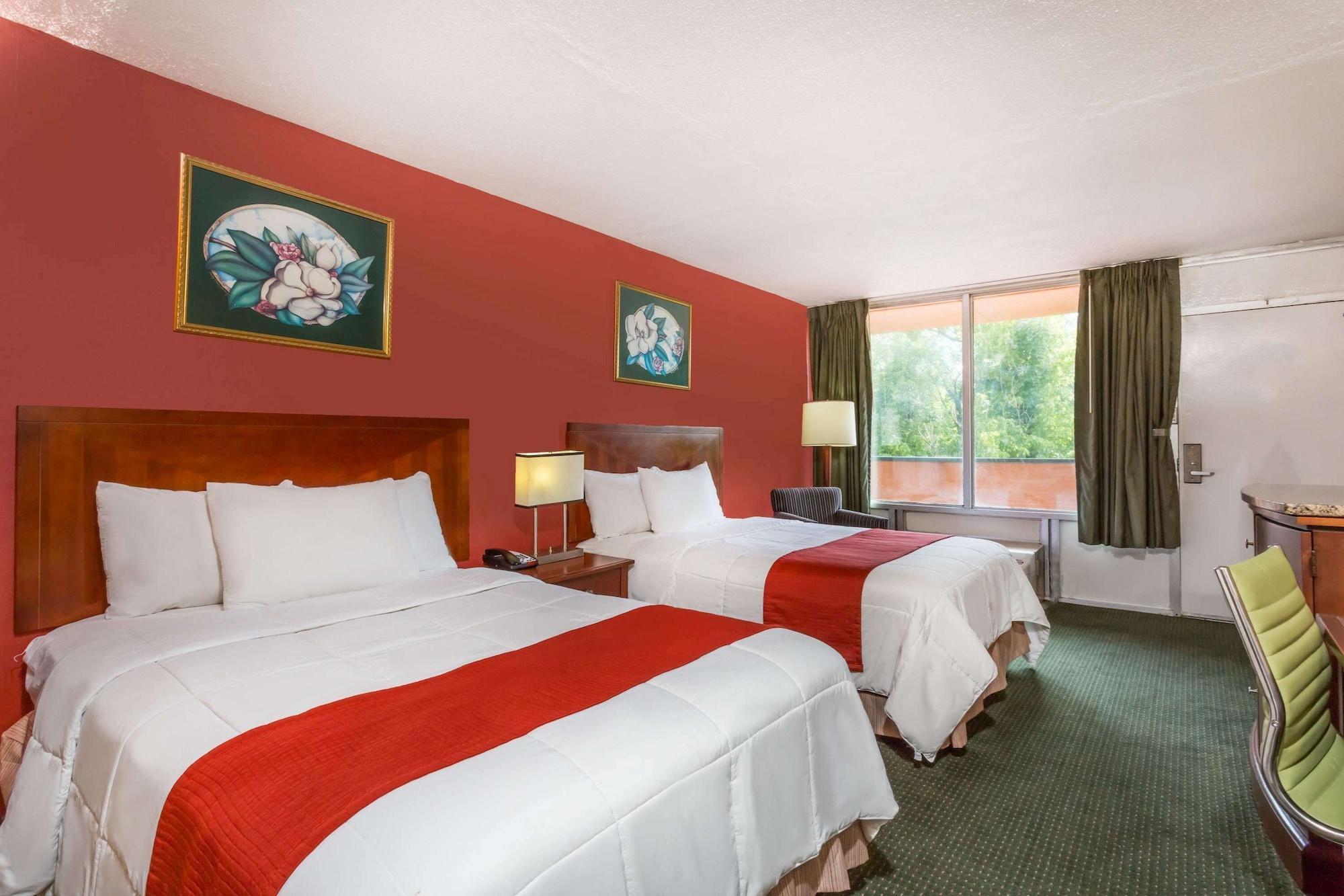 Ramada By Wyndham 3*